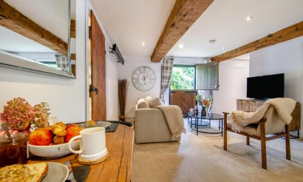 1 Bed in Sedgeberrow 2