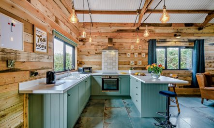 1 Bed in Ashton-under-Hill 8