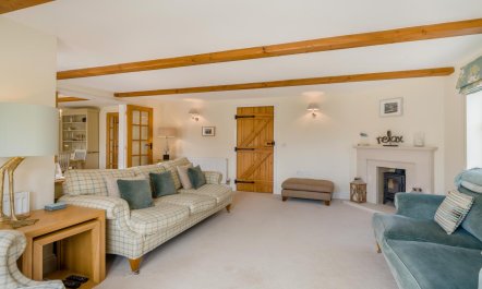 3 Bed in West Lulworth 6