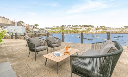 4 Bed in Polruan 6