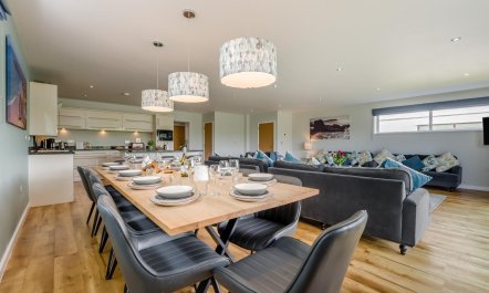 6 Bed in Winnards Perch 9