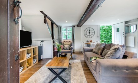 1 Bed in Sedgeberrow 2