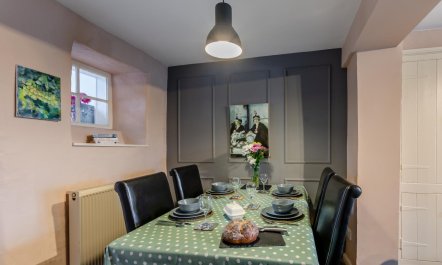 2 Bed in Field Broughton 3