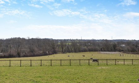 2 Bed in East Anstey 9