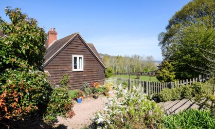 2 Bed in Hanley William 2