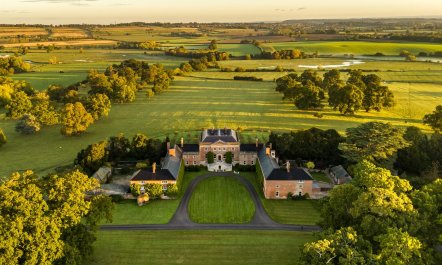 8 Bed in Hambridge 2