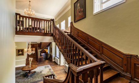 8 Bed in Hambridge 7