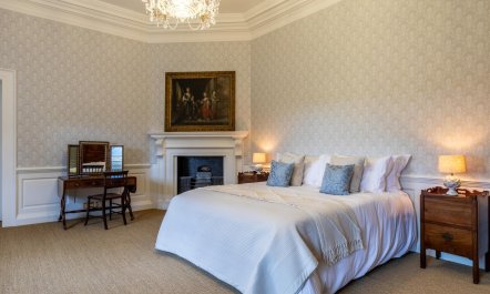 8 Bed in Hambridge 9