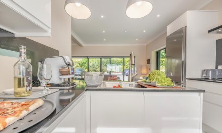 2 Bed in Llanybydder 8