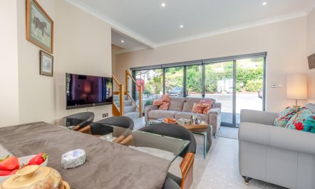 2 Bed in Llanybydder 5