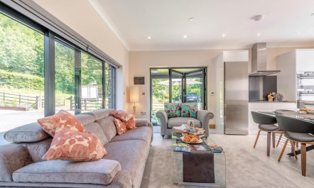 2 Bed in Llanybydder 4