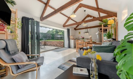 1 Bed in Christon Bank 1