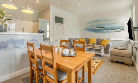 2 Bed in Penzance 8