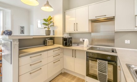 2 Bed in Penzance 7