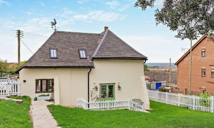 2 Bed in Minster On Sea 2