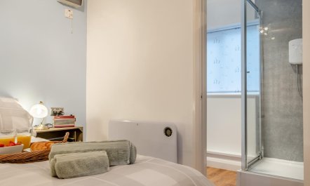 1 Bed in Ningwood 7