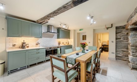 13 Bed in Talsarnau 2