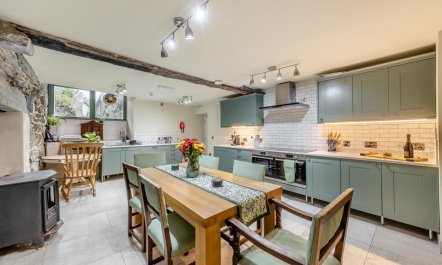 13 Bed in Talsarnau 9