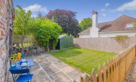 1 Bed in Hornsea 6