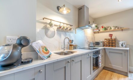 2 Bed in Aldbrough St. John 4