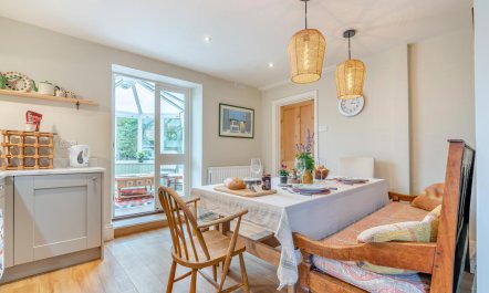 2 Bed in Aldbrough St. John 3