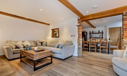 3 Bed in Hartington 7