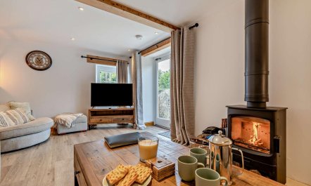 3 Bed in Hartington 5