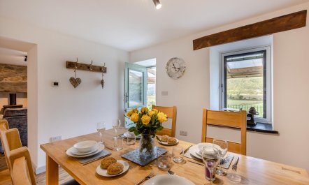 2 Bed in Penmaenpool 7