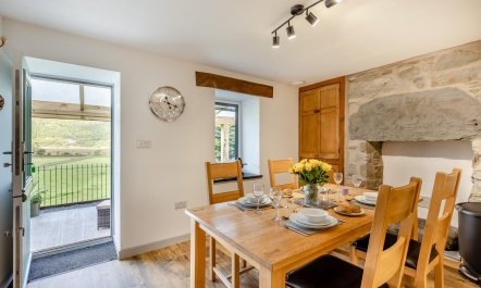 2 Bed in Penmaenpool 5