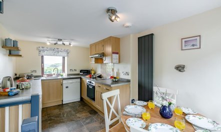 2 Bed in Earl Sterndale 2