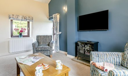 2 Bed in Earl Sterndale 6