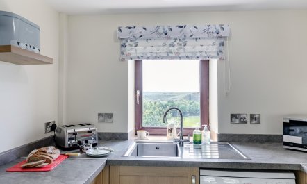 2 Bed in Earl Sterndale 3