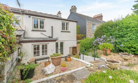 2 Bed in Higher Penponds 4