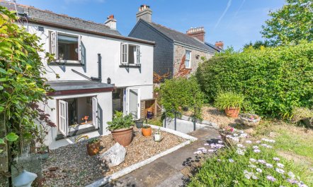 2 Bed in Higher Penponds