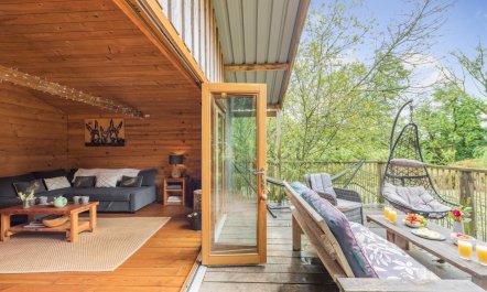 2 Bed in Roborough 1