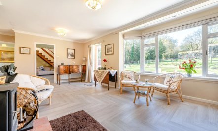 4 Bed in Godalming 8