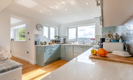 3 Bed in Ilfracombe 9