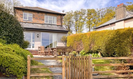 4 Bed in North Tamerton 1