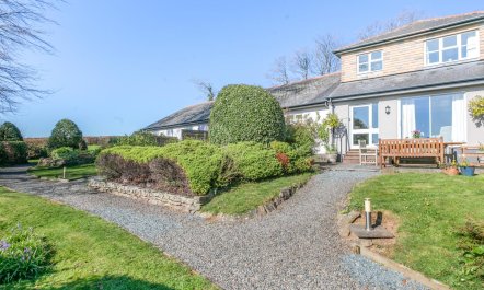 4 Bed in North Tamerton 1