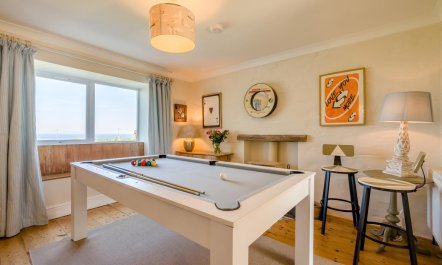 4 Bed in Trevillick 6