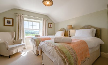 4 Bed in Trevillick 9