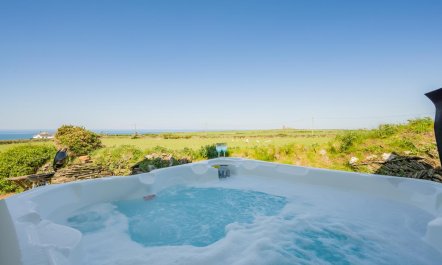 4 Bed in Trevillick 1