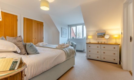 4 Bed in Blakeney 8