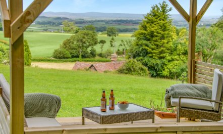 4 Bed in Nether Stowey 2