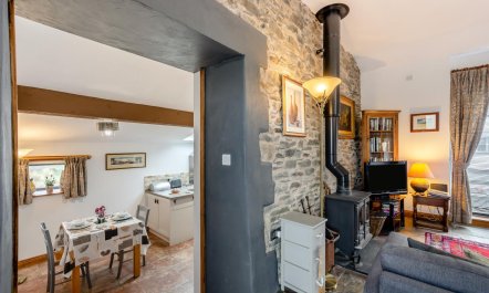 1 Bed in Windermere 4