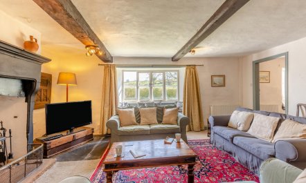 3 Bed in Windermere 2