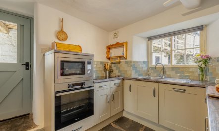 3 Bed in Windermere 5