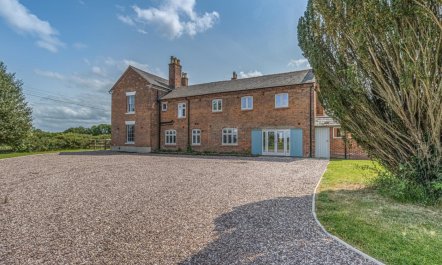 7 Bed in Burlton