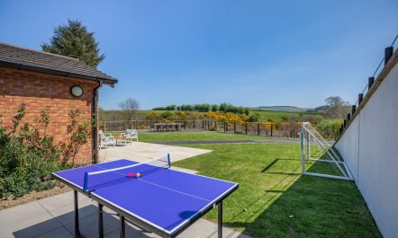 5 Bed in Pant-y-Dwr 3