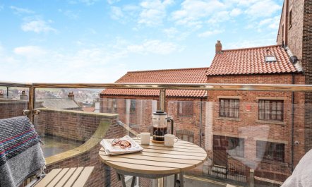 2 Bed in Whitby 5